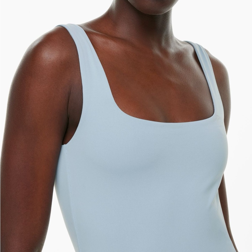 Aritzia Contour Squareneck Bodysuit